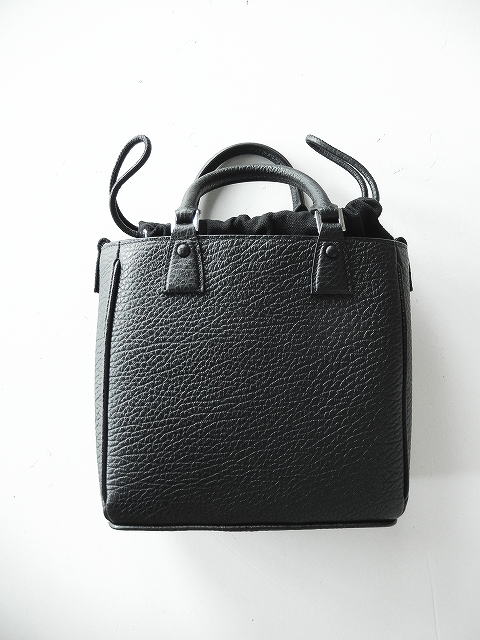 Maison Margiela【メゾンマルジェラ】正規取り扱い店、通販可能 ON
